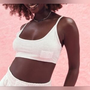 Boohoo Barbie Label Bralette (Light Grey)